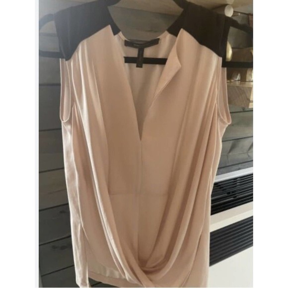 BCBGMAXAZRIA NWT MSRP$138 “Gisele” Pink Drape Sleeveless Top Blouse M - Picture 4 of 5